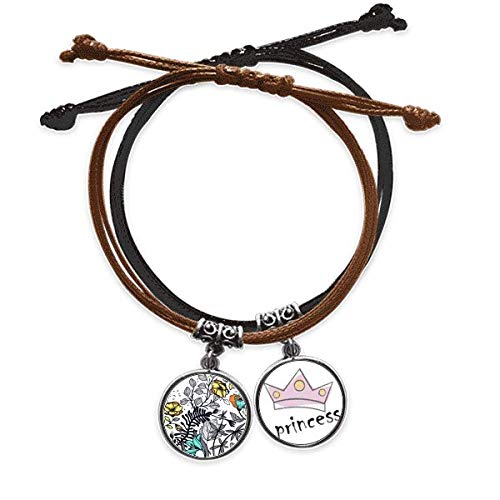 Pulsera cuerda mano camelia ideal para paseos de tarde y eventos casuales con vestido largo