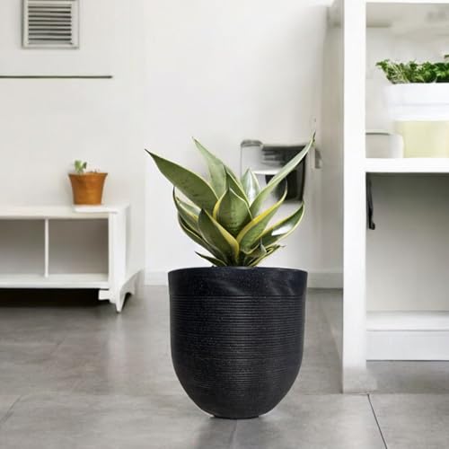 Image of Amazon Brand - Umi 10 Inch Large Plastic Planter Pot for Indoor Outdoor Plants | Big Size Garden Gamla UV Resistant Polymer Flower Pot | Black Decorative Pot for Balcony, Garden, Terrace & Home Decor