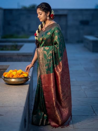 Image of AKHILAM Women's Kanjivaram Woven Soft Silk Saree With Blouse Piece