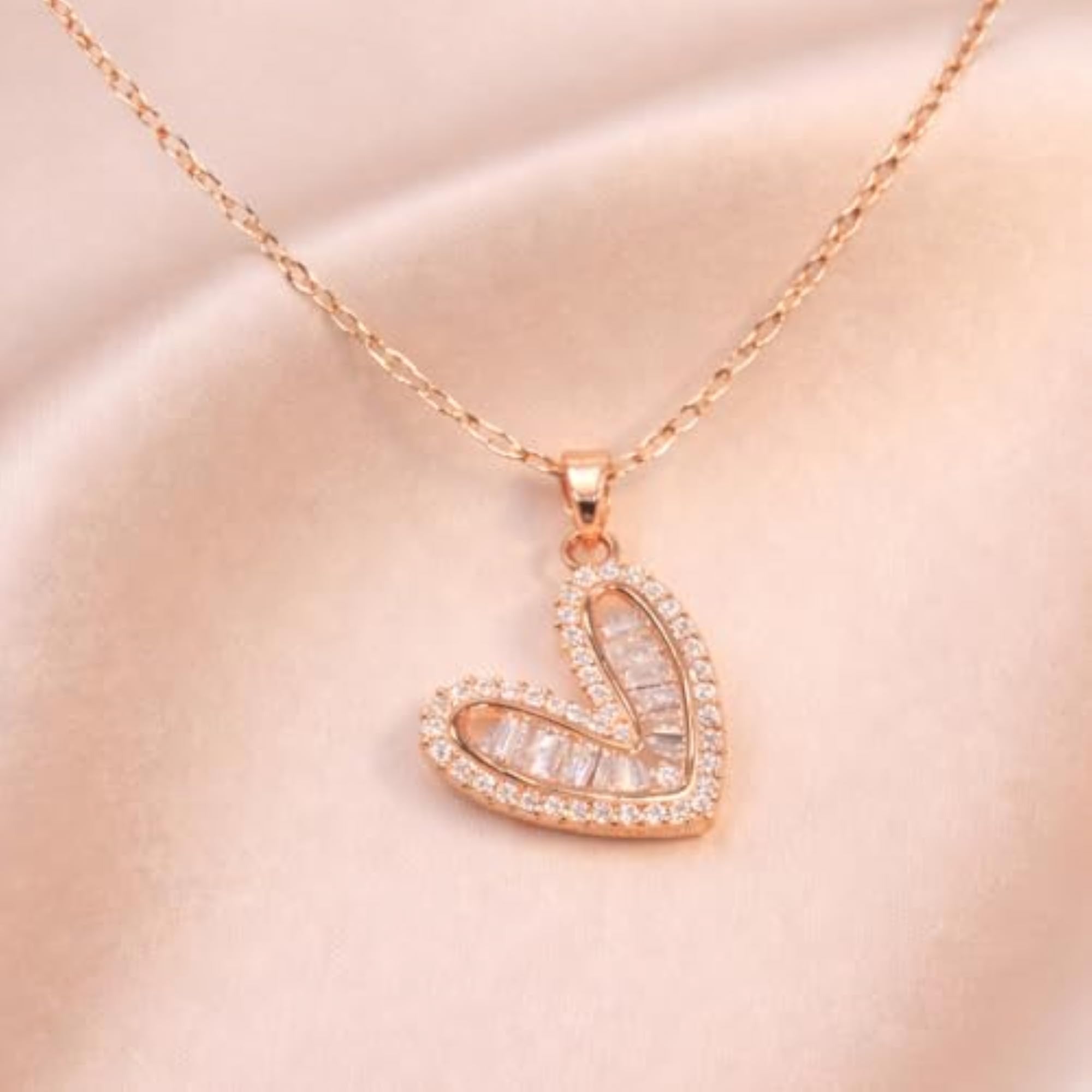 Women's Anti Tarnish Rose Gold Heart Pendant Necklace