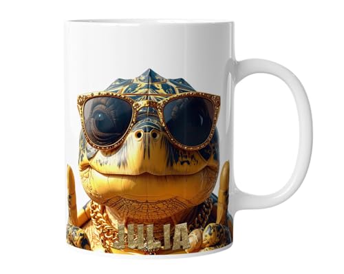 Personalisierte Kaffeetasse Lustige Schildkröte mit Sonnenbrille | Keramik Becher mit Namen – lustige Tiermotiv Tasse, Geschenkidee für Männer, Frauen, Kinder & Kollegen – spülmaschinenfest, 330ml