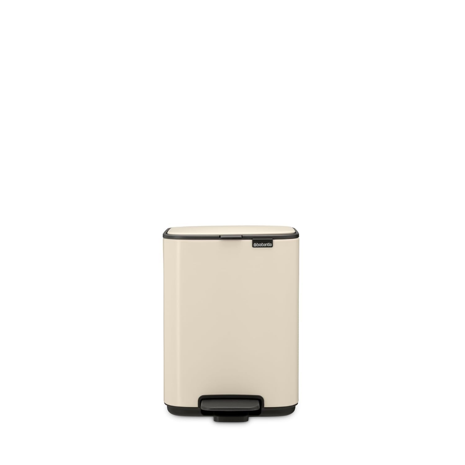 Brabantia Bo Pedal Cubo de basura 4L (beige claro), papelera cocina con diseño compacto y sistema de apertura con pedal, cubo basura reciclaje con cubo extraíble, incluye bolsas PerfectFit