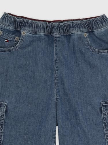 Image of Regular Fit Solid Mid Rise Shorts