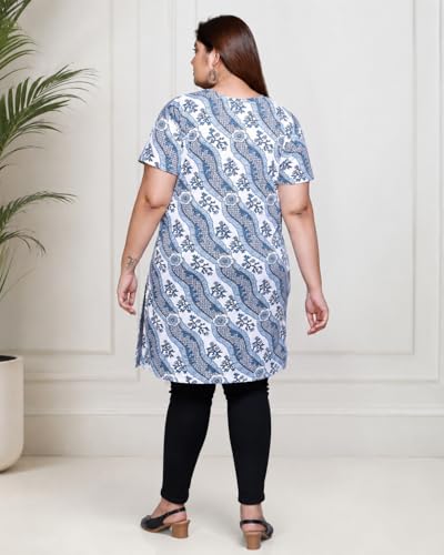 Image of In Love Women's All-Over Printed Cotton Plus Size Longline T-Shirt with Pockets