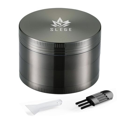 Grinder 2.5'(63mm), Molinillo de Especias Manual – Slege Grinder Metálico, Molinillo Grande Vainilla (4 piso) - Molinillo para Hierbas Especias y Tabaco con Raspador, Cepillo (Níquel negro)
