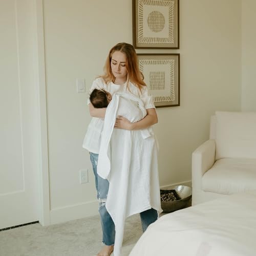 Image of Little Unicorn 100% Natural Organic Cotton Muslin Swaddle Blanket 2 Pack | Giftable Set of 2 swaddles (White)
