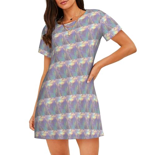 Chemise de nuit légère contre la chaleur nocturne avec motif moderne