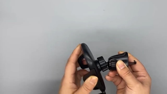 Support Téléphone Voiture Pour Prise D'air - Universel IPhone & Android - Pivot 360° - Stabilité Accrue