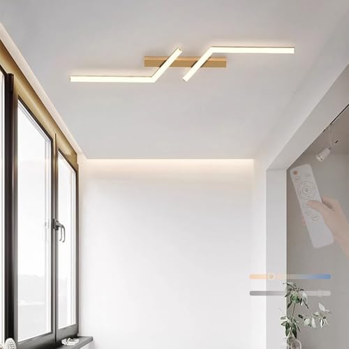 Lampe de plafond dimmable avec télécommande pour régler la lumière