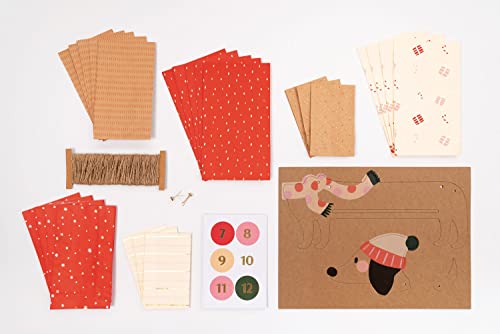 folia 9382 - Adventskalender-Set 'Sausage Dog', 54-teiliges DIY Bastel-Set zur Gestaltung eines individuellen Adventskalenders für Hunde-Liebhaber