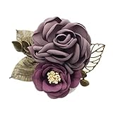 Handgefertigte Anstecknadeln für Boutonniere-Corsagen aus künstlichen Blumen.
