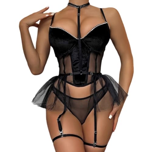 Ensemble lingerie strass haut de gamme et jupe velours féminine