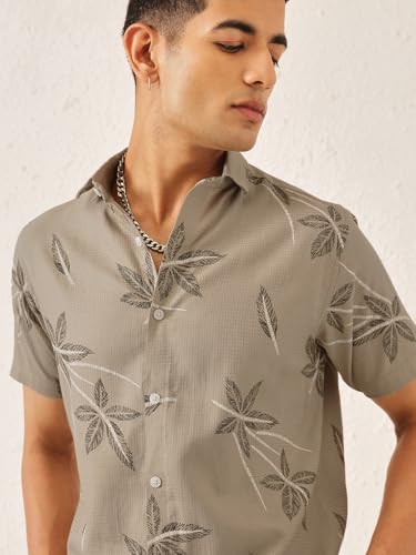 Image of Majestic Man Men's Slim Fit Pure Cotton Printed Casual Shirt - Short Sleeve | Premium Breathable Fabric | Modern Geometric Design