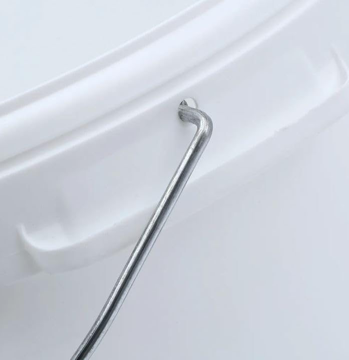 Białe okrągłe wiadro 5 x 30 l z pokrywką i metalowym uchwytem