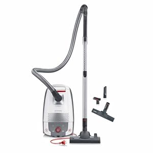 SEVERIN Bodenstaubsauger mit Beutel, leistungsstarker und leiser Staubsauger mit 360° Rollen, HEPA Filter, Zubehör für Teppich & Hartböden, weiß, rot, BC 7047