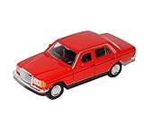 Das Modell befindet sich in einer stilvollen passenden Verpackung.