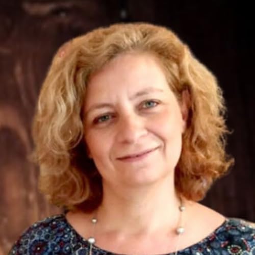 Maria Chiara Bettazzi ‒ Editor Il Castoro