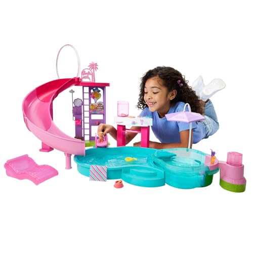 Barbie Piscina de sonho conjunto de jogos com 6 áreas de jogo, incluindo um Jacuzzi com escorrega e bolhas, além de mais de 20 acessórios como animais de estimação, flutuadores e muito mais, JKG83