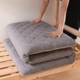 Design pliable pratique : ce matelas pliable offre une solution pratique pour le confort et la portabilité. Il est conçu pour un rangement et un transport faciles, ce qui le rend adapté pour les espaces compacts ou les grandes surfaces.
