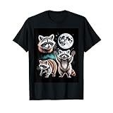 月夜にあそぶアライグマ三匹 森林の夜空 星と満月 かわいい表情と躍動感 ナイトアニマル Tシャツ
