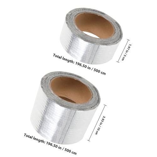 Ruban adhésif imperméable pour fuites de toiture lors des réparations de la maison