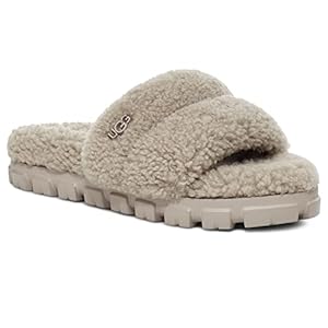 UGG Women’s Cozetta Curly Slipper