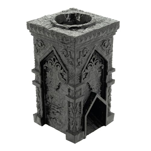 Elegante design gotico: ispirato all'architettura antica, questa torre cubica presenta intagli e archi dettagliati che aggiungono un tocco drammatico al tuo tavolo da gioco.