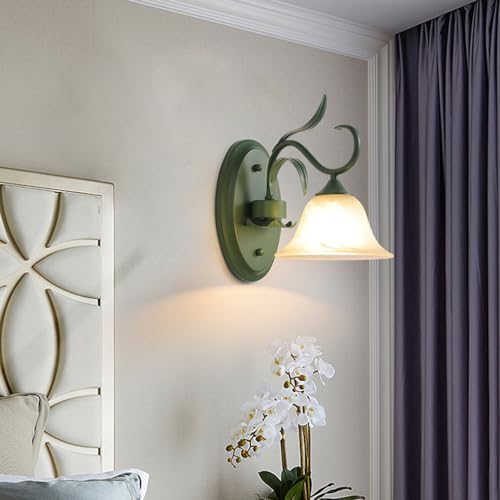 Aplique de pared retro verde con doble luz difusa antideslumbrante 3