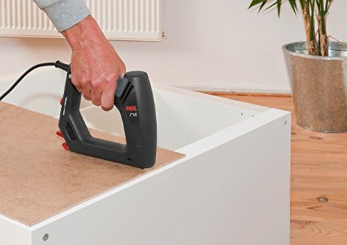 Bild 2 - Skil 8200 AA Elektrotacker (mit Softgrip und Schlagkraftregulierung; Kapazität: 100 Klammern, 80 Nägel) F0158200AA