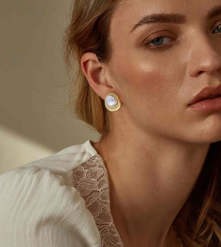 18K Gold Plated Stud Pearl Earrings for Women, Fashion White Pearl Stud Earrings Jewelry Accessory Gifts for Her3