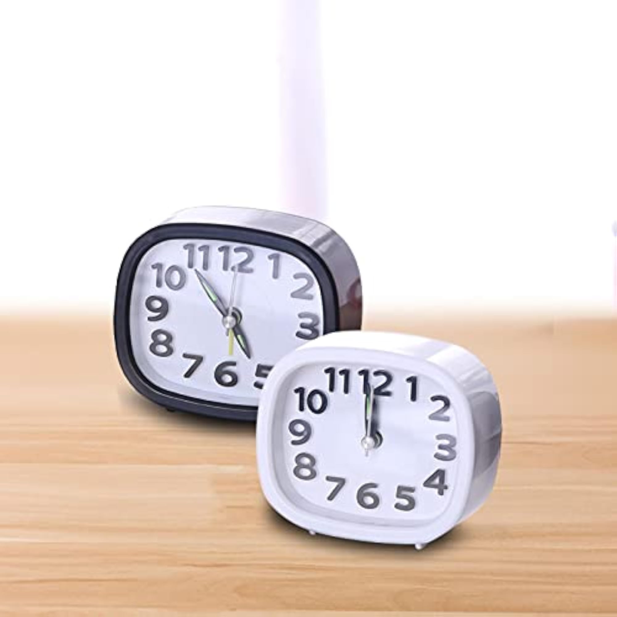 Silent Alarm Clock for Kids and Students, Non Ticking White