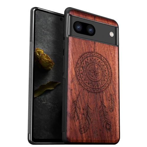 Coque Pixel 7a bois gravé au café ou en balade avec l'étui antichoc Carveit