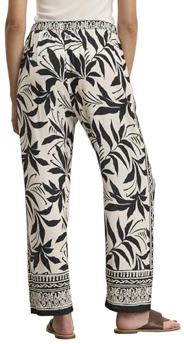 VELVET BY GRAHAM & SPENCER Women's Claudia Fiji Print Pants, Black3