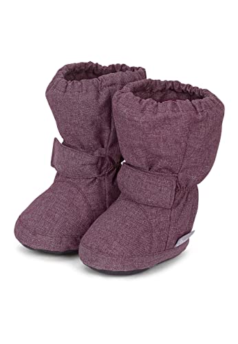 Chaussure bébé fille Sterntaler protégeant les pieds du froid à la maison