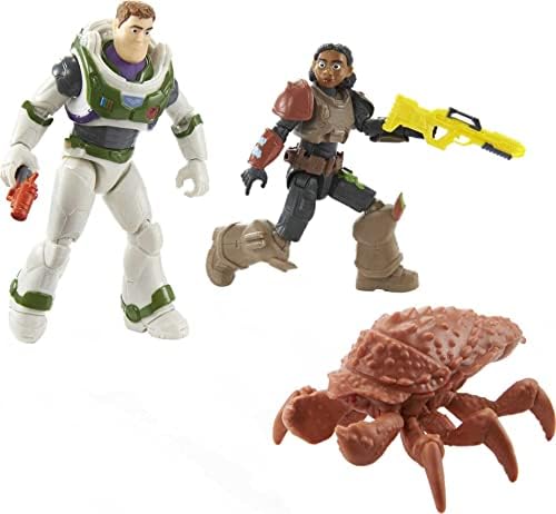 Disney and Pixar Lightyear Toy Figures and Accessories, Set with Izzy and Buzz Lightyear figures, Bug and Weapons, Space Rangers Defense, Collectibles, HHY15