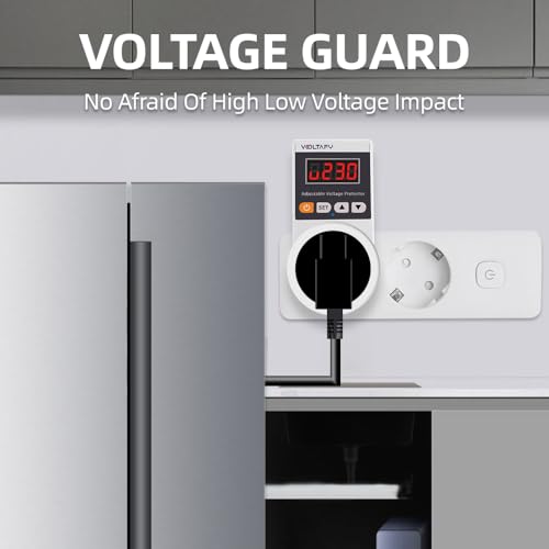 Auto AC Voltage Protection Socket, Over/Low Voltage and Current Protector with Display Screen and Auto Restart for 220V, Digital Volt Breaker, Household Electricity Protection Device.