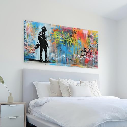 Poster Banksy graffiti pour dynamiser la décoration murale d'un bureau ou studio