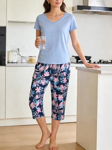 Image of YIJIU Women Soft Comfy Pajamas Cute Cat Short Sleeve Capri Pants PJS Set