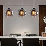 pendellampe modern ✔So warm und wohnlich wie das Licht dieser Hängeleuchte, so vielfältig sind auch ihre Einsatzmöglichkeiten: Ob als schönes Pendel über Ihrem Esstisch in Küche oder Esszimmer, als Blickfang in großzügigen Fluren und Dielen oder auch als stilvolle Einrichtung für Gastronomie Betriebe wie Cafés und Restaurants. Selbst als Designerlampe in öffentlichen Bereichen, wie z.B. über Empfangstheken in Büros und Praxen kommt die Pendel-Leuchte perfekt zur Geltung.