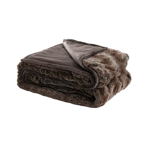 Mon Chateau Reverie Faux Fur Throw