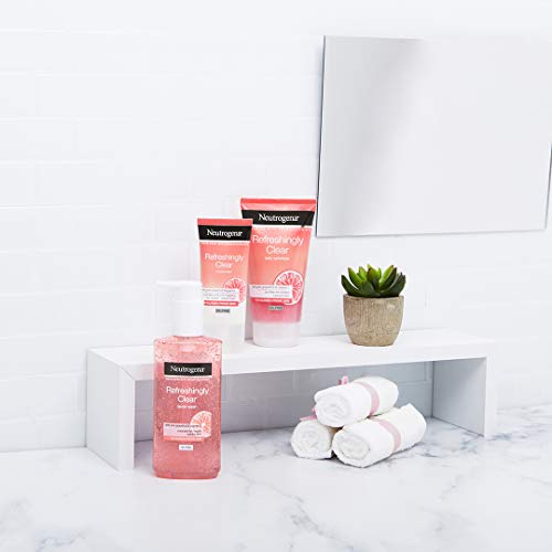 Neutrogena Refreshing Clear Oil Free Moisturiser 50ml - Image 7