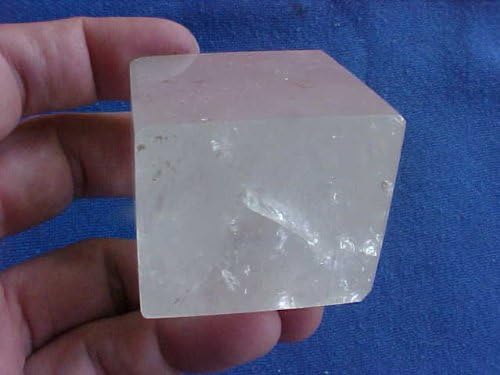 Gemqz C2411 Quartz Carved Hexahedron Large !!!