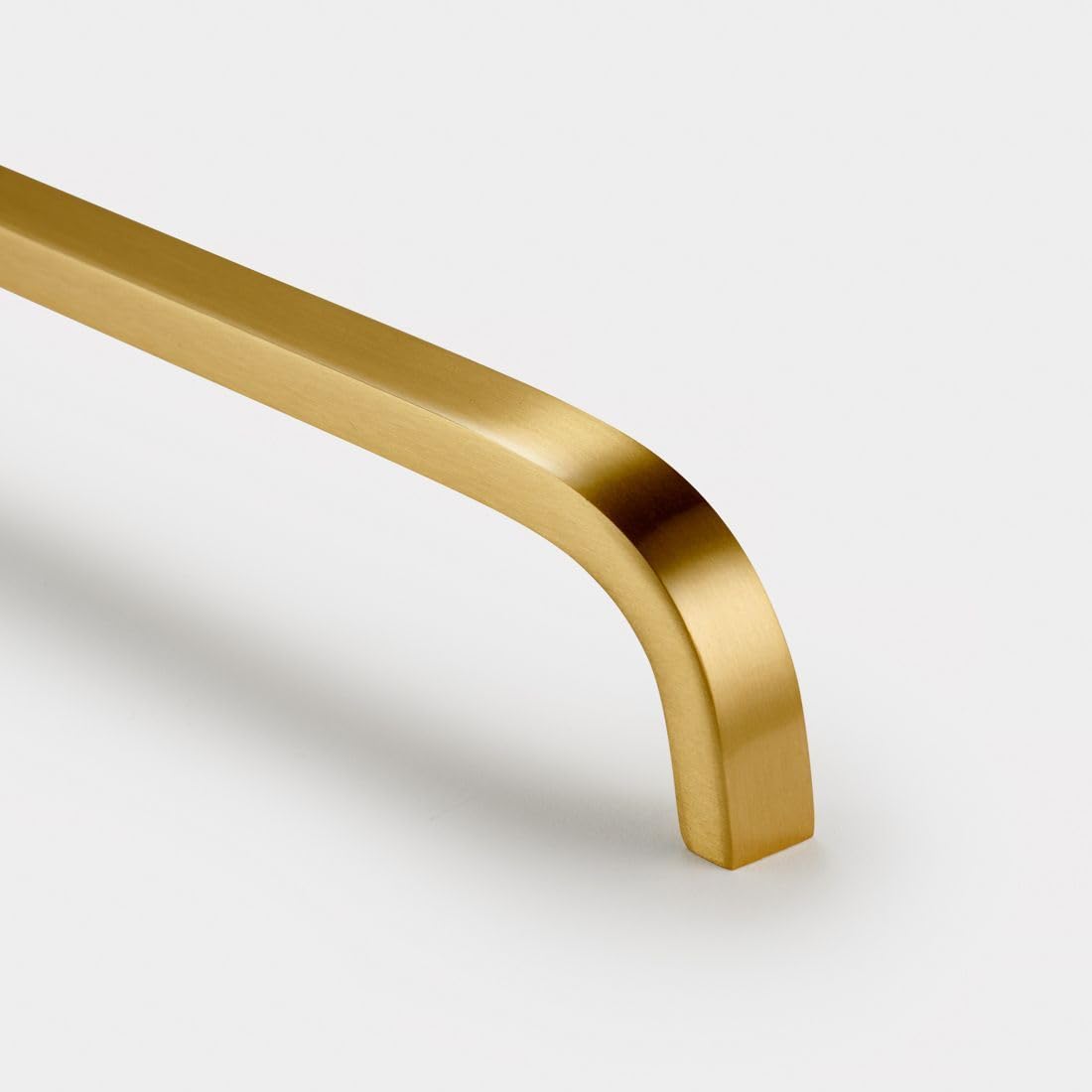 Pushka Home Ltd Gold Modern Brass Bar Handles Suitable For Cabinets, Wardrobes, Doors & Drawers (Ph29 – Hole Centre 160Mm)
