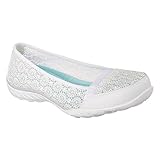 Skechers Womens Breathe-Easy - Pretty-Factor White Sneaker 7 B (M)