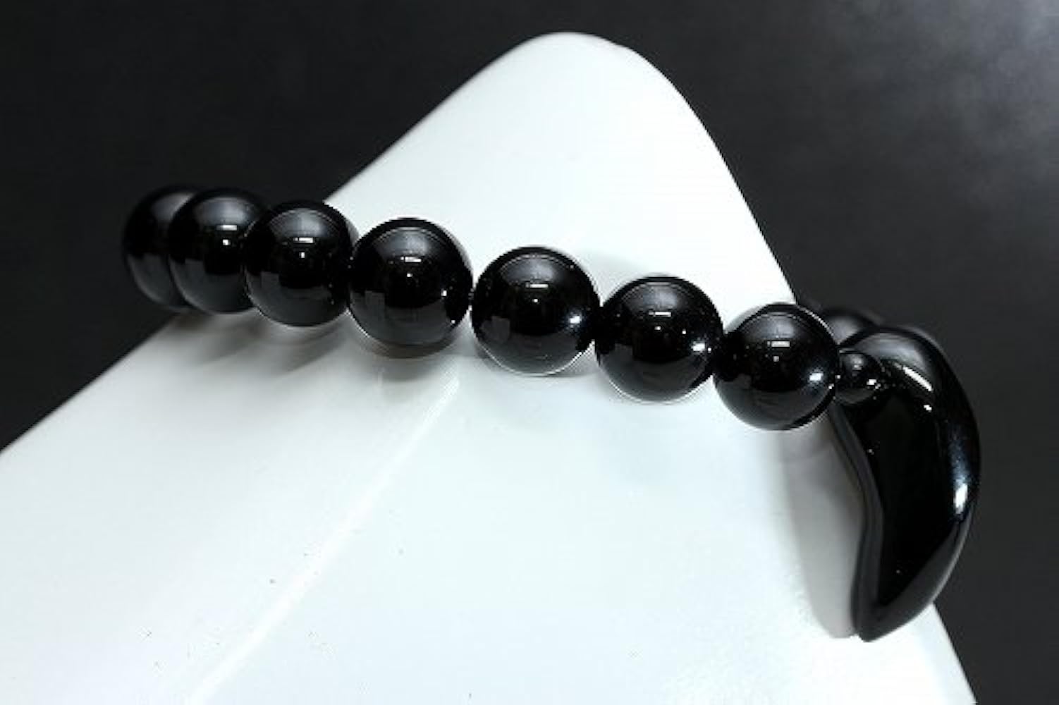AMERI チベット産モリオン　ブレスレット& 勾玉　今だけ特価！！ AMERI チベット産モリオン ブレスレット& 勾玉 今だけ特価