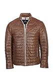 Die gerade geschnittene Jacke mit leichter Wattierung überzeugt durch die perforierte Leder-Qualität und modische Stepp-Optik.