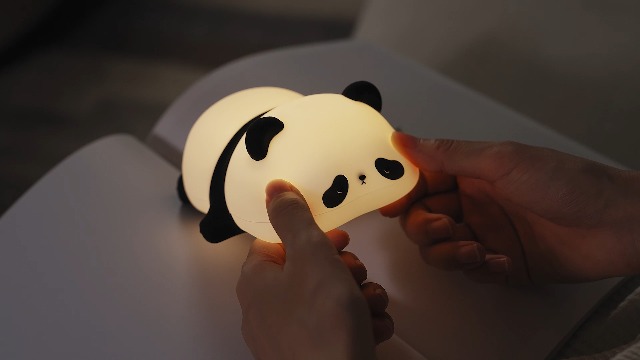 Luce Notturna A Forma Di Panda Per Bambini - LED Ricaricabile USB, Timer 30 Minuti, Controlo Touch