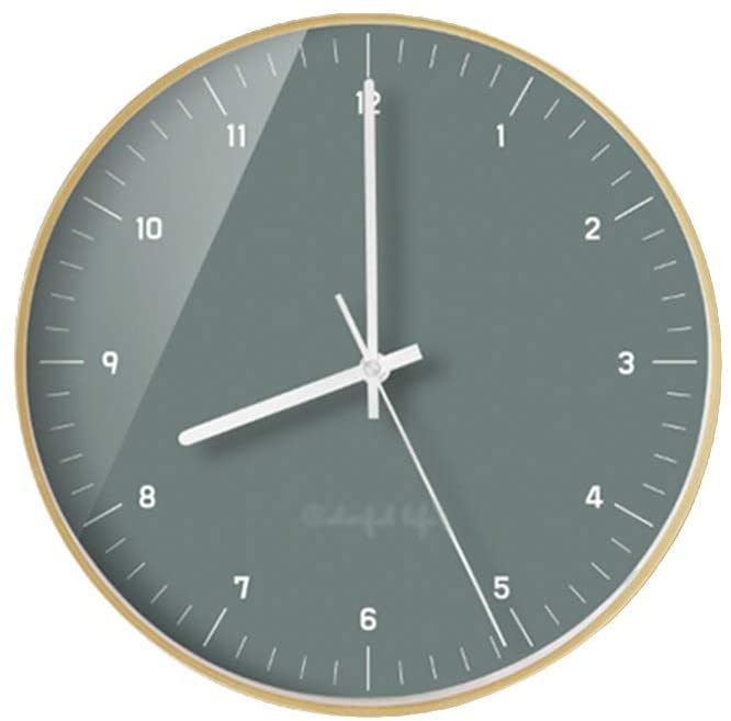 Horloge murale moderne en métal pour rythmer les instants en famille