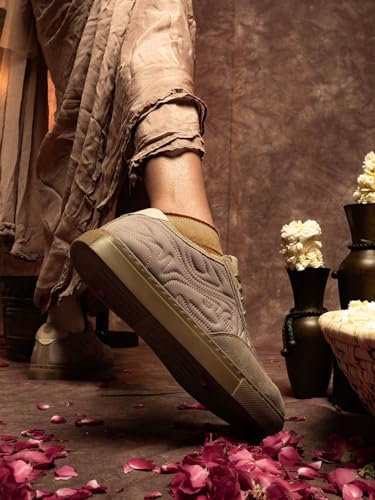 Image of Bacca Bucci Women RANGREZA Ethnic Sneakers for Indian Festive & Ethnic Wear