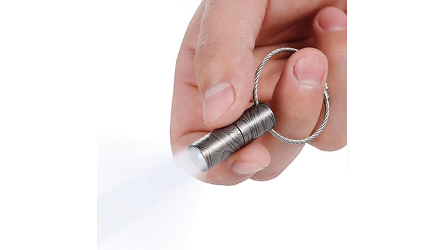 帯付 mini kyute - Sanctuary C&L-021 希少 KeyUnity KF03 Titanium Nano Flashlight, LR44 Button Cell 100